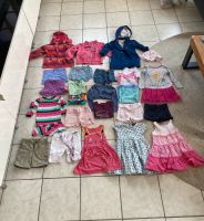 Kleidungspaket Sommer 92/98 Mädchen 29 Teile Nordrhein-Westfalen - Wachtendonk Vorschau