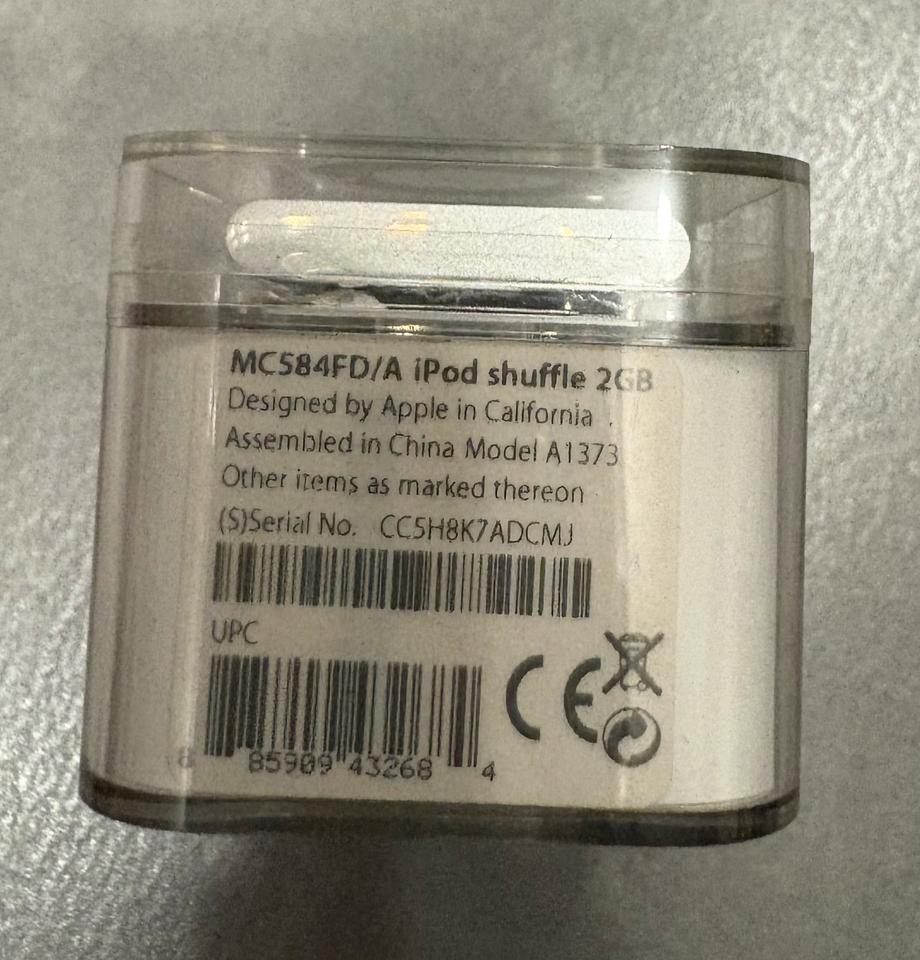 Apple iPod Shuffle 4. Generation 2GB - HELLGRÜN - Sealed NEW in Mettenheim