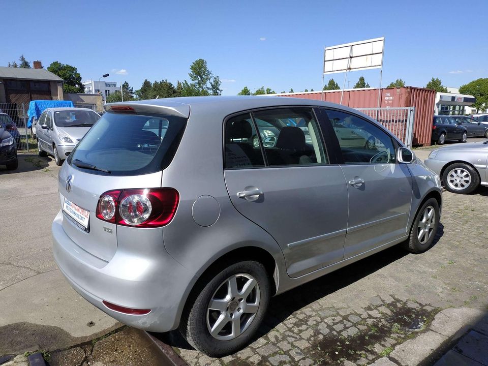 Volkswagen Golf Plus 1.2/TÜV NEU/Scheckheft/Sitzheizung/Tem in Leipzig