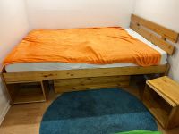 Bett (140x200) aus massivem Holz + Nachttisch Berlin - Spandau Vorschau