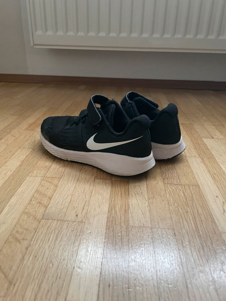 Sportschuhe Sneaker von Nike in Mannheim