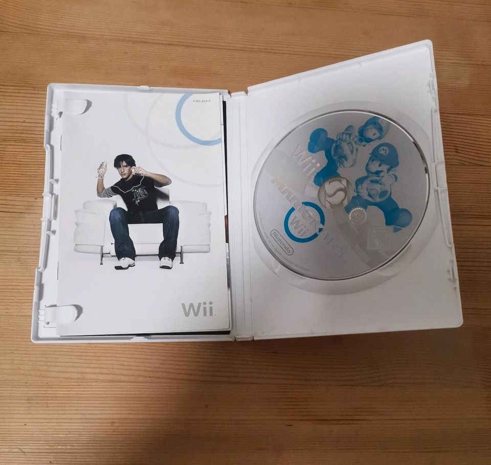Wii Spiel mit Lenkrad in Wuppertal