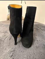 Stiefeletten/ Stiefel von Buffalo Größe 37 Schwarz München - Pasing-Obermenzing Vorschau