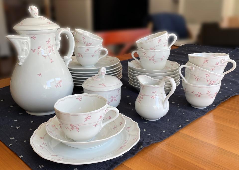 Kaffeeservice Hutschenreuter Maria Theresia SEEHOF ROSA 27tlg in Böblingen