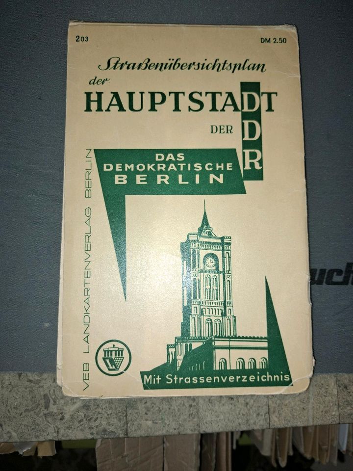 DDR Autoatlas Haack Landkarte Berlin in Berlin