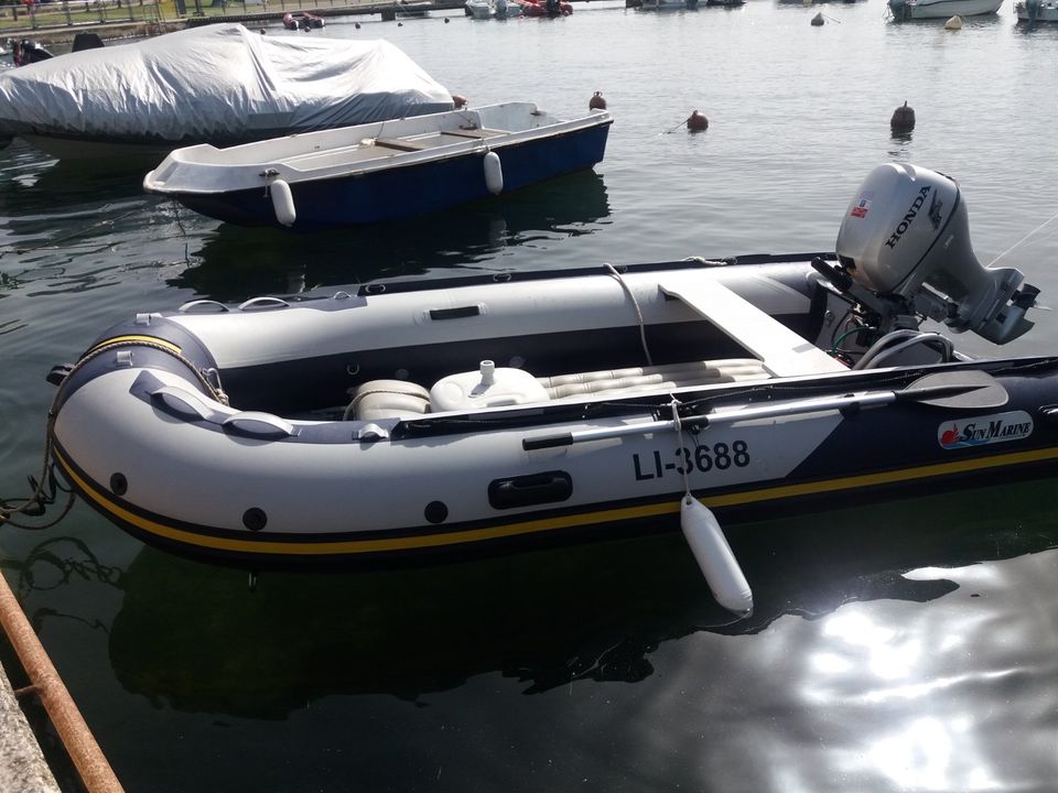 Schlauchboot 3,80 m, Motor 20 PS,  Bodenseezulassung u. Trailer in Opfenbach