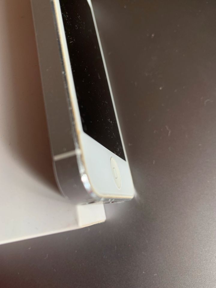 iPhone 5 - mit Kopfhörer/ ohne Ladekabel in Wuppertal