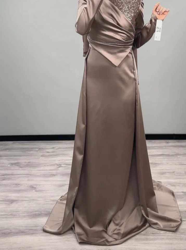 Abendkleid Taupe Gr.46 in Recklinghausen