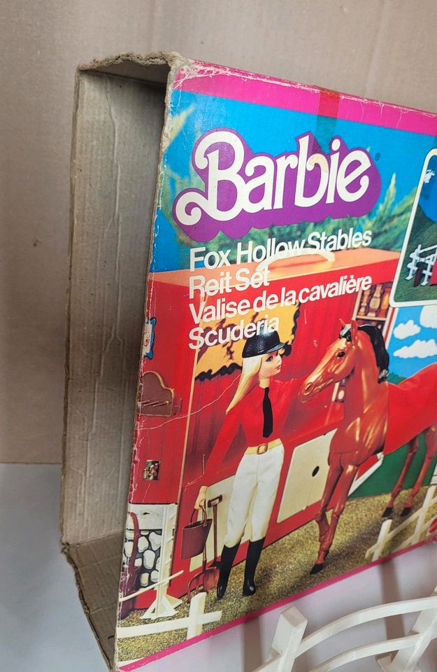 Altes Barbie Spielzeug Reit Set Koffer mit Zubehör bespielt in Öhringen