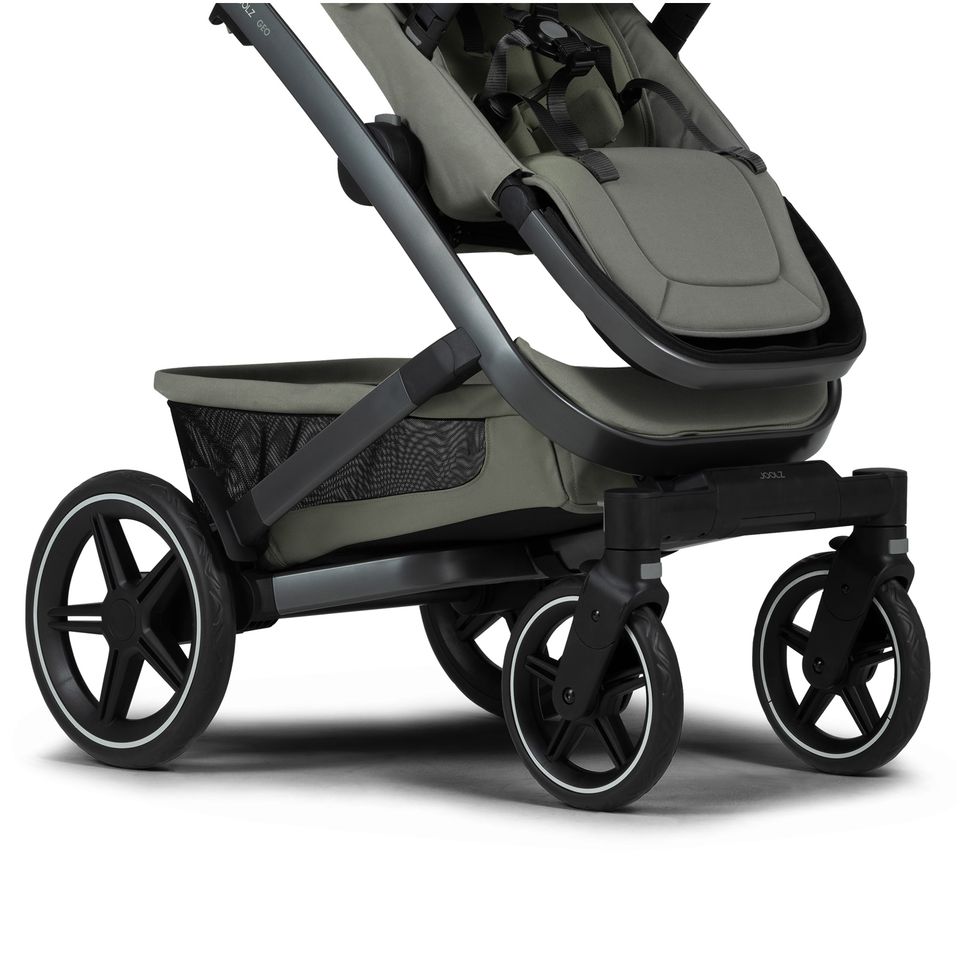 Joolz Geo 3 Mono - 4in1 Kinderwagen-Set - Sage Green - inkl. Babywanne + Sportsitz + Britax Römer BABY-SAFE PRO + VARIO BASE 5Z + XXL-Zubehörpaket - NEU in Fulda