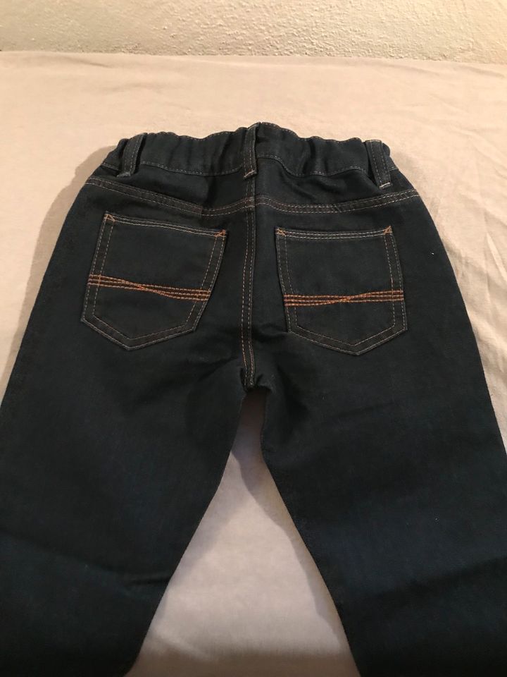 Jeans, Größe 116, neu mit Etikett, Zwillinge in Oberweis