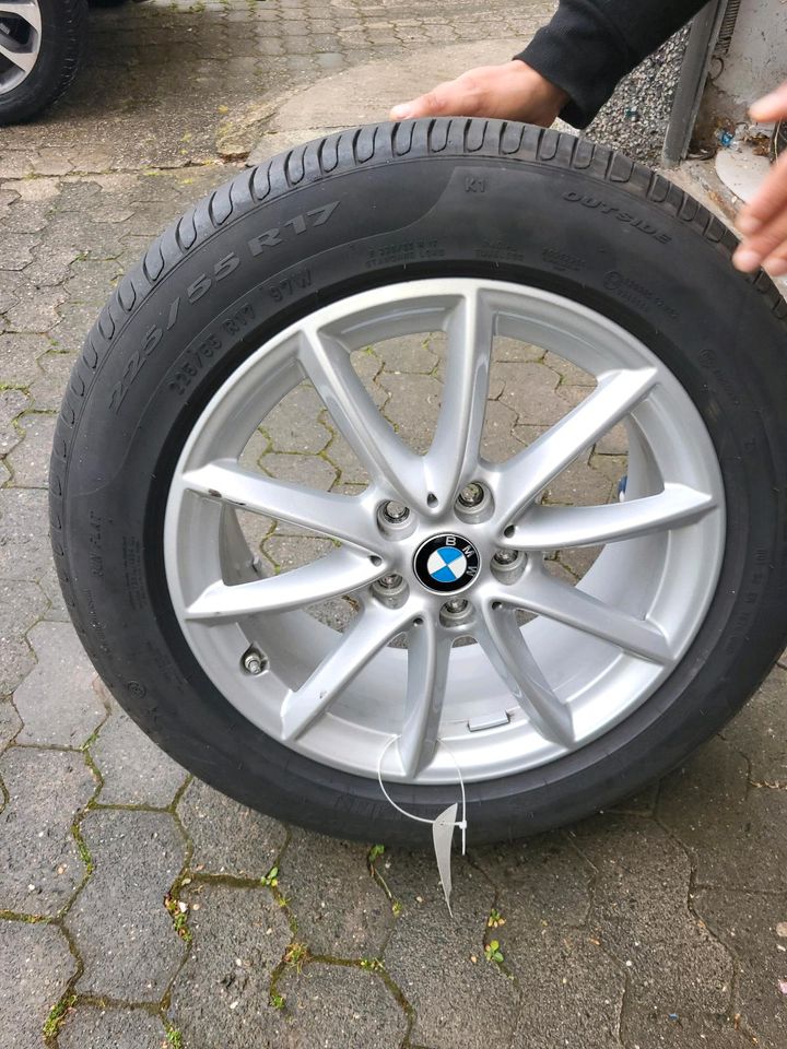 Bmw Alufelgen komplett mit neuen Pirelli  Sommer Reifen , in Odernheim am Glan