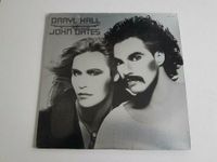 Vinyl Sammlung Hier LP Daryl Hall / John Oates (US Press 1975) Hessen - Mühlheim am Main Vorschau