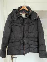 Moncler Daunenjacke Größe 6 (L/XL) sehr guter Zustand Niedersachsen - Göttingen Vorschau