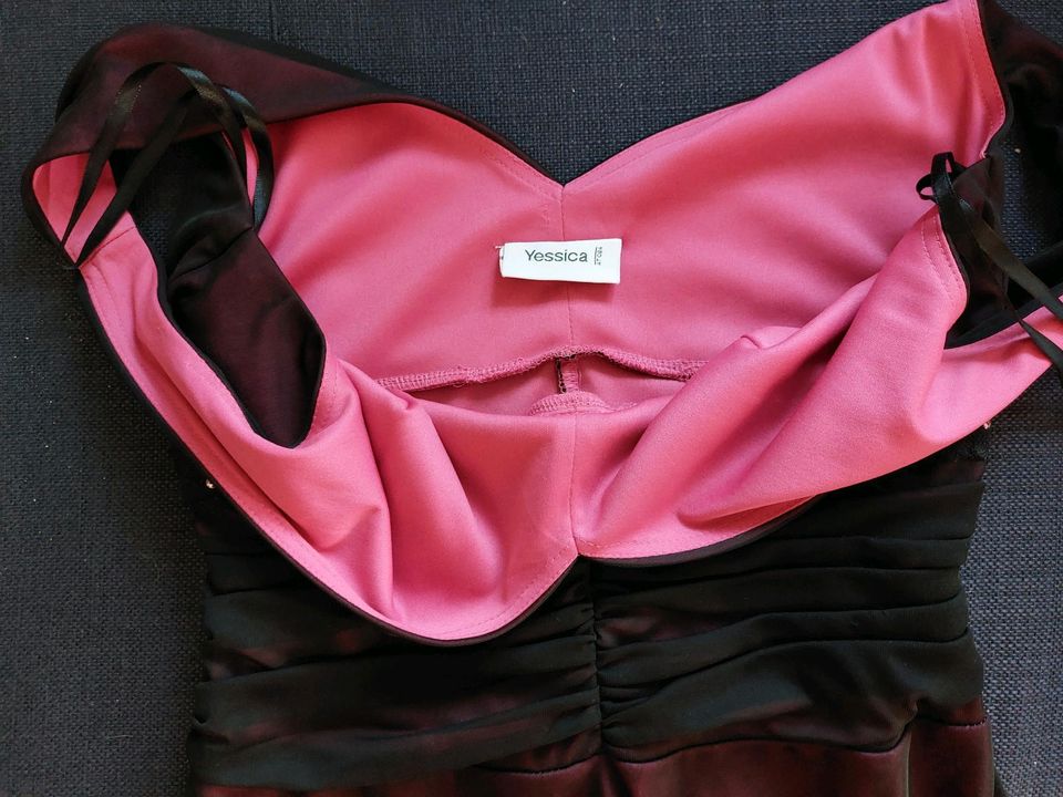 Kleid schwarz rosa  Gr. 36 in Röthenbach