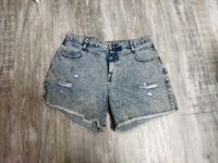 Jeansshort 44 Risse Fransen c&a yessica Niedersachsen - Braunschweig Vorschau