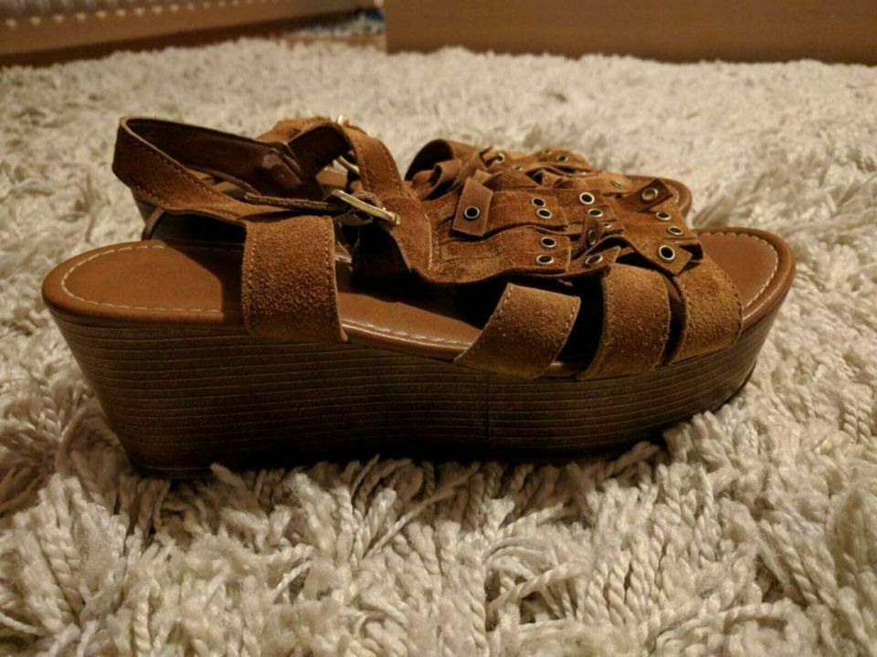 Damen Sandalen von 5th Avenue cognac gr. 39 Wild Leader in Weilheim an der Teck