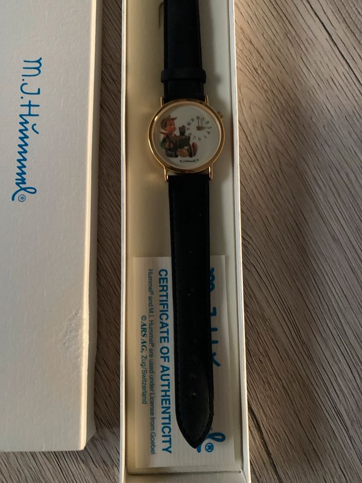 M.J. Hummel Watch NEU in Bad Emstal