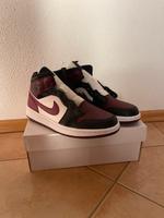 Jordan 1 mid dunkel rote beete Bayern - Ergolding Vorschau
