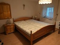 Schlafzimmer mit Bett, 2 Nachttischen, Kleiderschrank Nordrhein-Westfalen - Erkelenz Vorschau