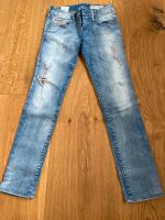 Diesel Jeans Grupee 26/30 inclusive Versand Bayern - Schöllnach Vorschau