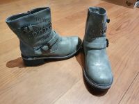 Betsy Boots silber mit Nieten, Gr.37, gefüttert selten getragen Düsseldorf - Pempelfort Vorschau