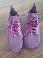 Sportschuhe Schuhe Frau Mädchen 38,5 Puma lila Sneaker Nordrhein-Westfalen - Weilerswist Vorschau