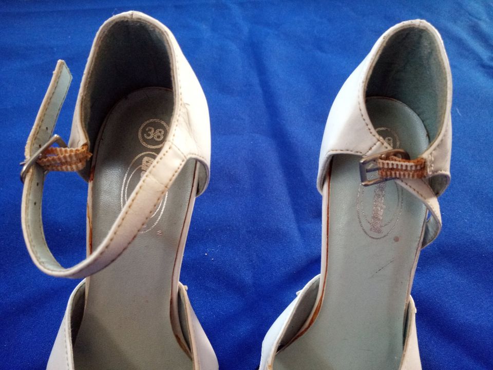 2 Schuhe Größe:38 Deichmann Damenschuhe Pumps High Heels Hochzeit in Marsberg