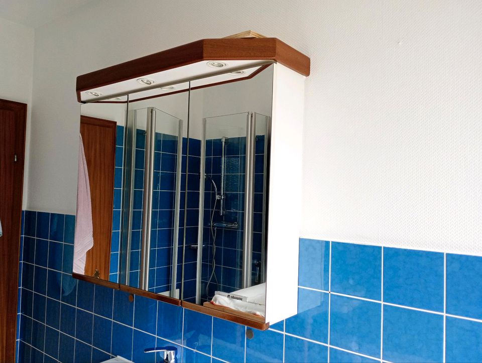 Badezimmer Möbel/Garnitur in Häfen Bremerhaven kleinanzeigen.de