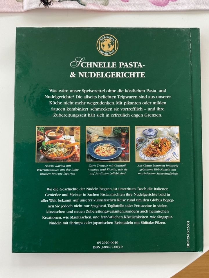 Mit Rezepten um die Welt „Schnelle Pasta- & Nudelgerichte“ guter in Stuttgart