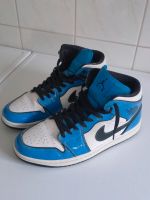 Nike Air Jordan 1 Mid Signal Blue Größe EU 44 / US 10 Bayern - Marktoberdorf Vorschau