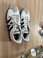 Adidas Schuhe von Deichmann Sachsen - Mittweida Vorschau