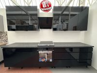 Küche Einbauküche 3,2m HOCHGLANZ Schwarz Arbeitsplatte & E-Geräte Wuppertal - Oberbarmen Vorschau