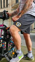 Schwarze Sport-Shorts mit Hooligans Logo Wuppertal - Heckinghausen Vorschau