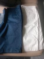 2 Damen Shorts Nordrhein-Westfalen - Oberhausen Vorschau