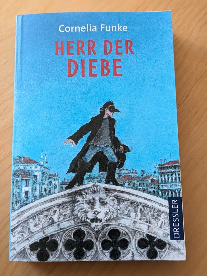 Neu. Buch "Herr der Diebe" von Cornelia Funke in Leipzig
