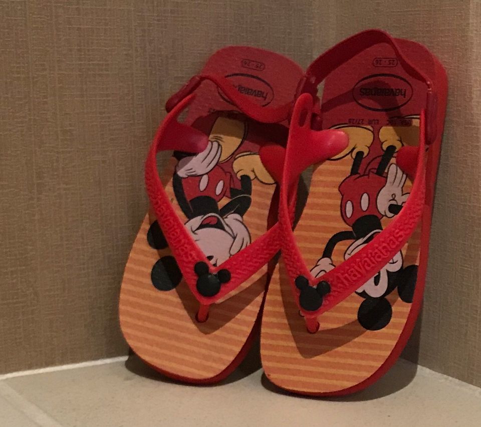 Zehentrenner Havaianas Disney Mickey Mouse Gr 25/26 in Frankfurt am Main