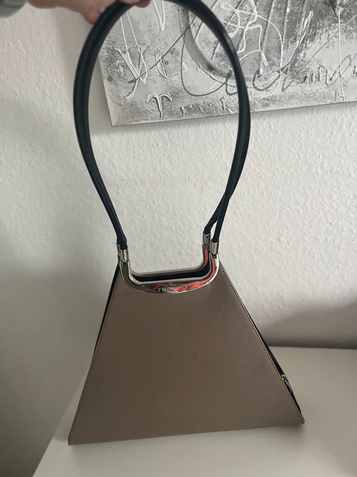 Alex Troiani Henkel Tasche, Schlammton, Made in Italy in Bocholt