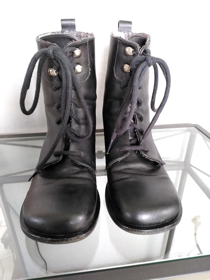 Schnürstiefel Gr. 37, schwarz, vegan, wenig getragen in Essen