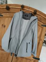 Edel Softshelljacke c&a gr. 40 grau Kapuze softshellmantel Nordrhein-Westfalen - Niederzier Vorschau