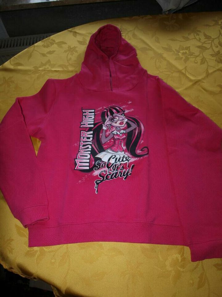 Monster High Sweatshirt ,Hoody , Gr. 158/164 in Wilhelmshaven