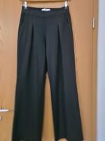 Moderne schwarze Freizeithose von Brax Gr. 36 fällt groß aus neu Niedersachsen - Stadthagen Vorschau