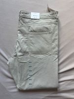 Helle Jeans 42/34 neu Nordrhein-Westfalen - Paderborn Vorschau