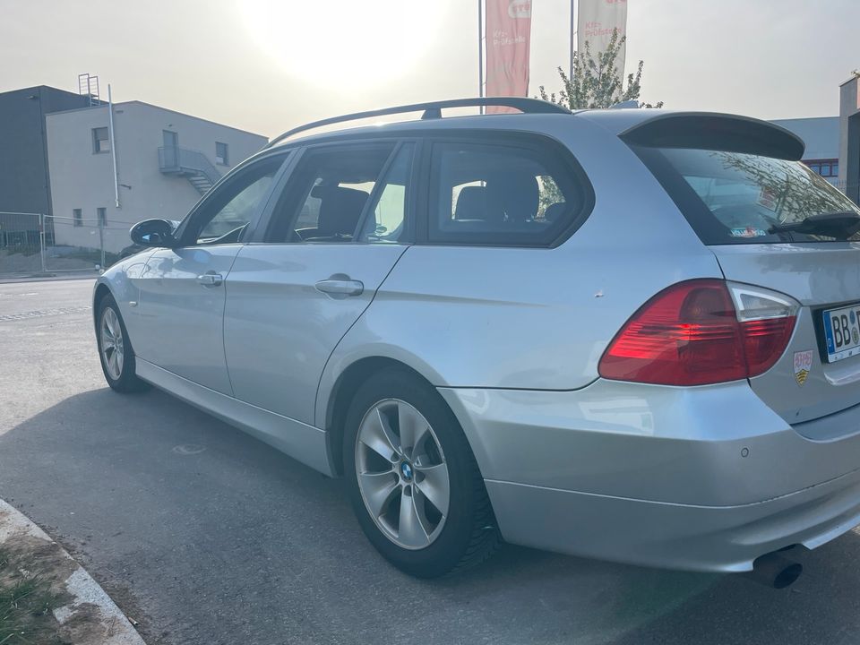 BMW 320D Kombi Bj 2007 TÜV neu in Steinenbronn