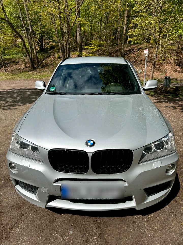 BMW X3 xDrive 30d TÜV NEU in Pirmasens