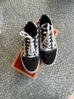 Vans Sneaker Kinder Gr 33 grün schwarz Saarland - Rehlingen-Siersburg Vorschau