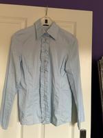 Hugo BOSS Bluse, hellblau, Gr. 40, tailliert, Rüschen Niedersachsen - Zeven Vorschau