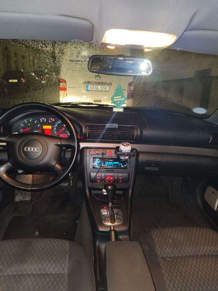 Audi A4 1.8 Auto - in Wuppertal