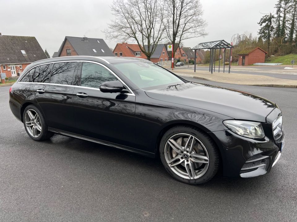 Mercedes-Benz E350d 4M-AMG-DISTR+-MULTIB-PANO-WIDE-360 in Hamburg