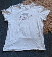 nike T-Shirt gr M Damen Niedersachsen - Bergen Vorschau